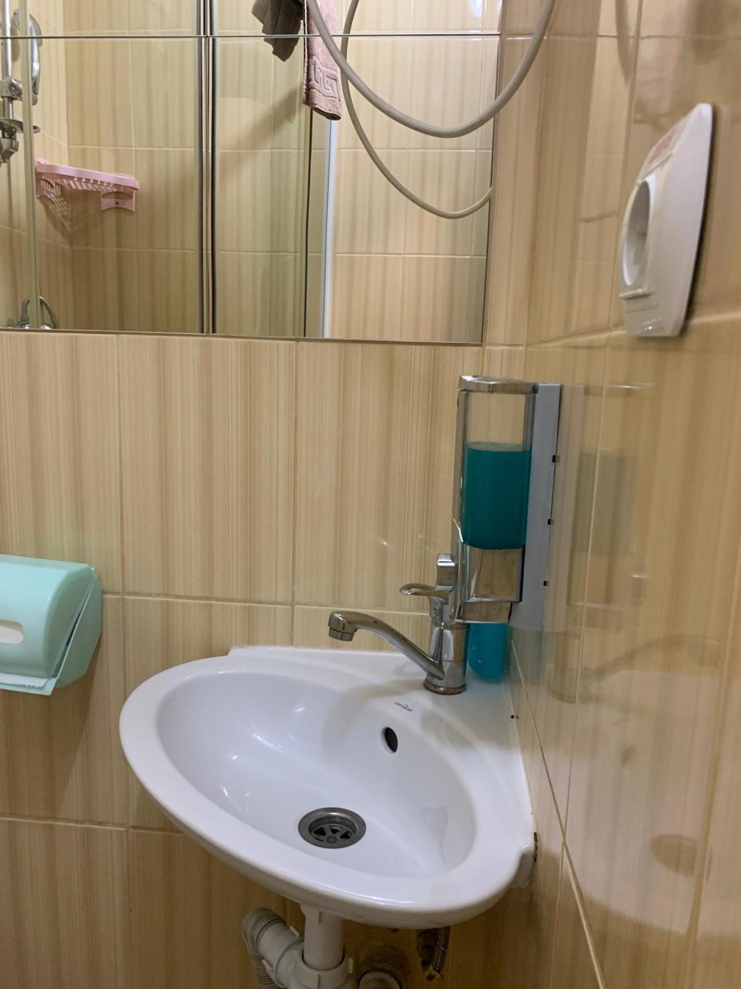 Hostel Iskra 利沃夫 外观 照片