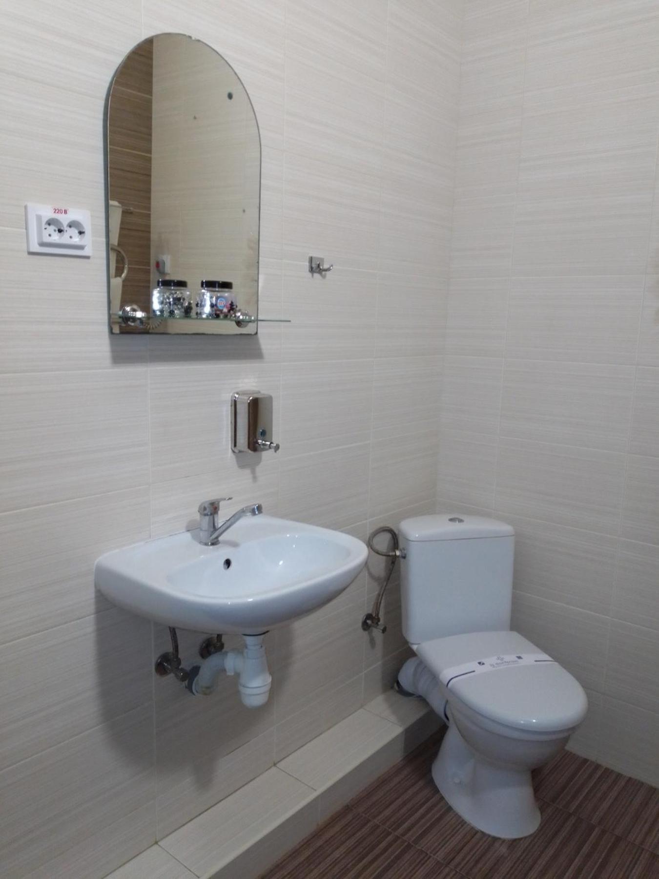 Hostel Iskra 利沃夫 外观 照片